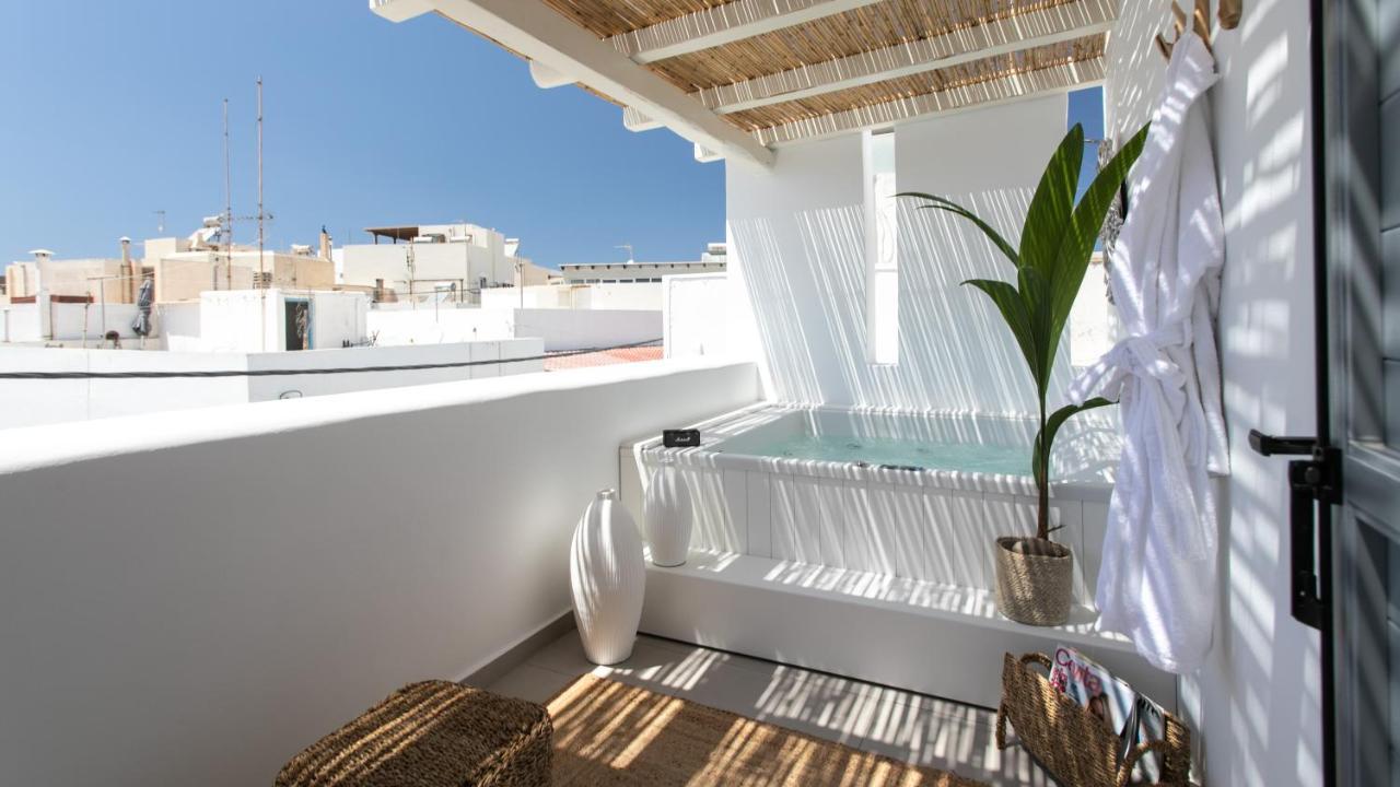 Kamvas Deluxe Apartments Naxos City Esterno foto